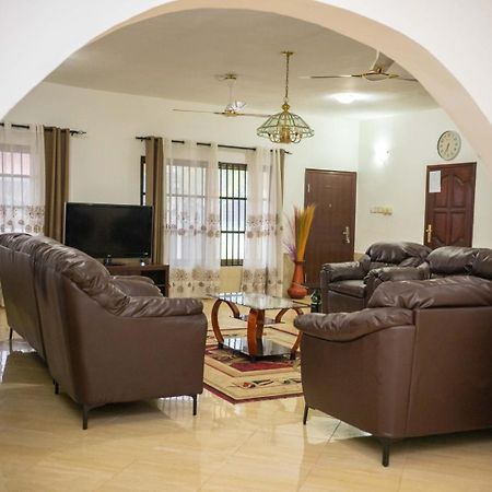 Golf Events And Lodge Tema Buitenkant foto