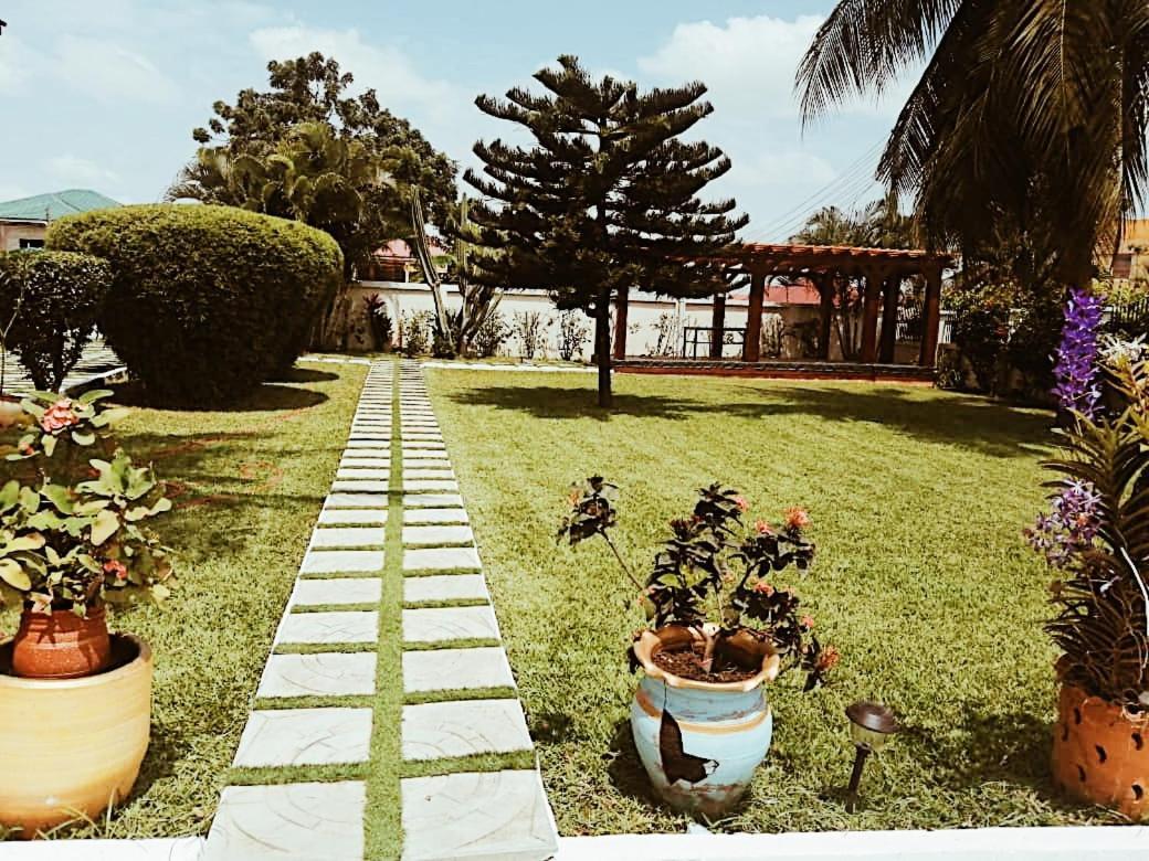 Golf Events And Lodge Tema Buitenkant foto
